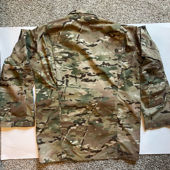 SOF Military Exclusive Patagonia Level 9 Temperate Field Shirt size M Elbow Pads - Picture 12 of 13